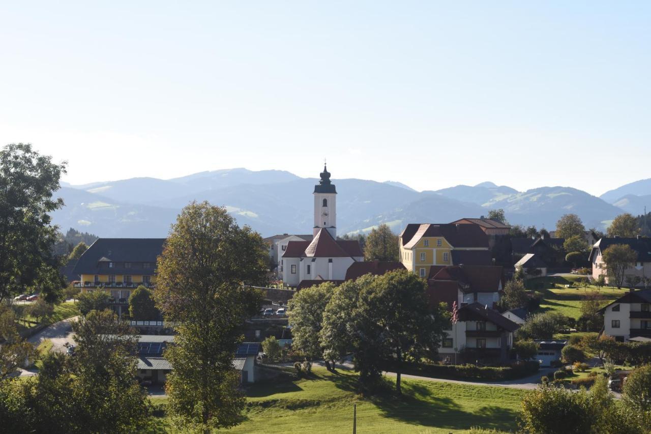 Fruehstueckspension Wiesenhaus Miesenbach  Exteriör bild